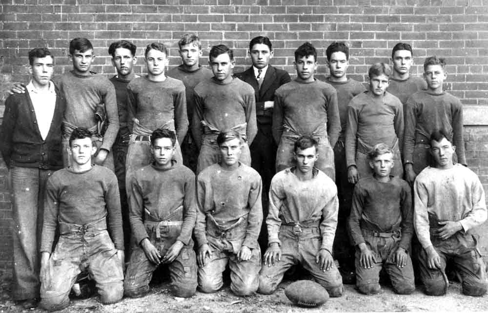 DCHS Football 1932